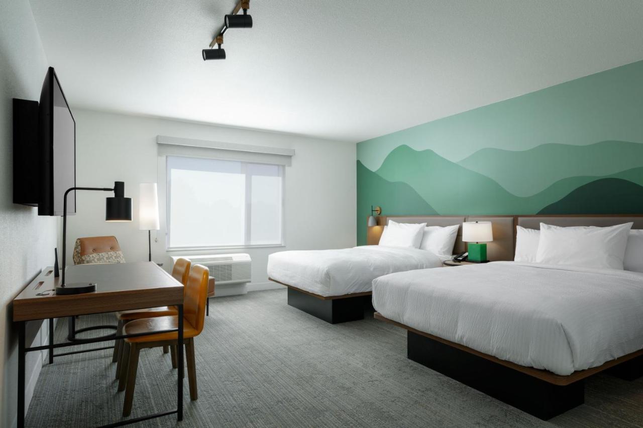 Towneplace Suites By Marriott Denver North Торнтон Экстерьер фото