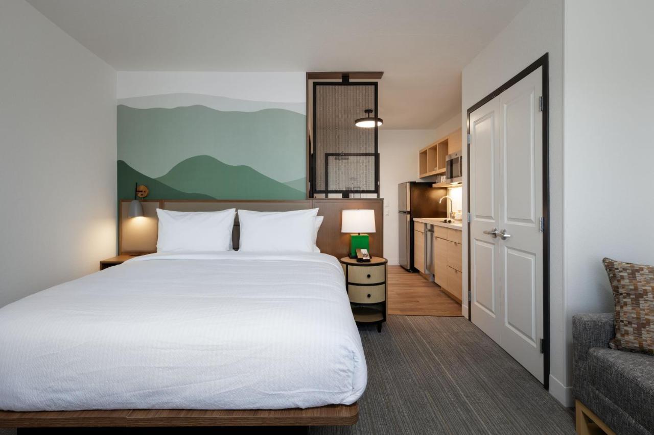 Towneplace Suites By Marriott Denver North Торнтон Экстерьер фото